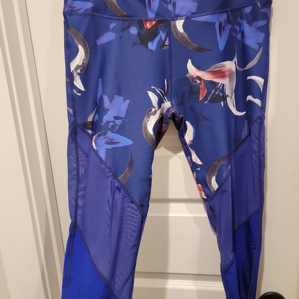 Fabletics Crop leggings